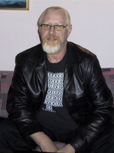 Arne Mosltten har ansvaret for nettsidene til Hellbillies
