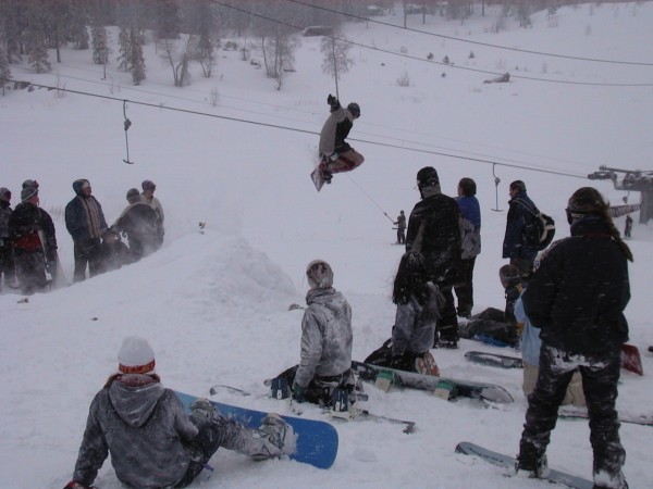 Luftige svev i snowboardkonkurransen!!